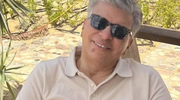 احتفال ممنوع.. خالد منتصر يدافع عن فرحة المصريين بافتتاح المتحف المصري وسط جدل واسع